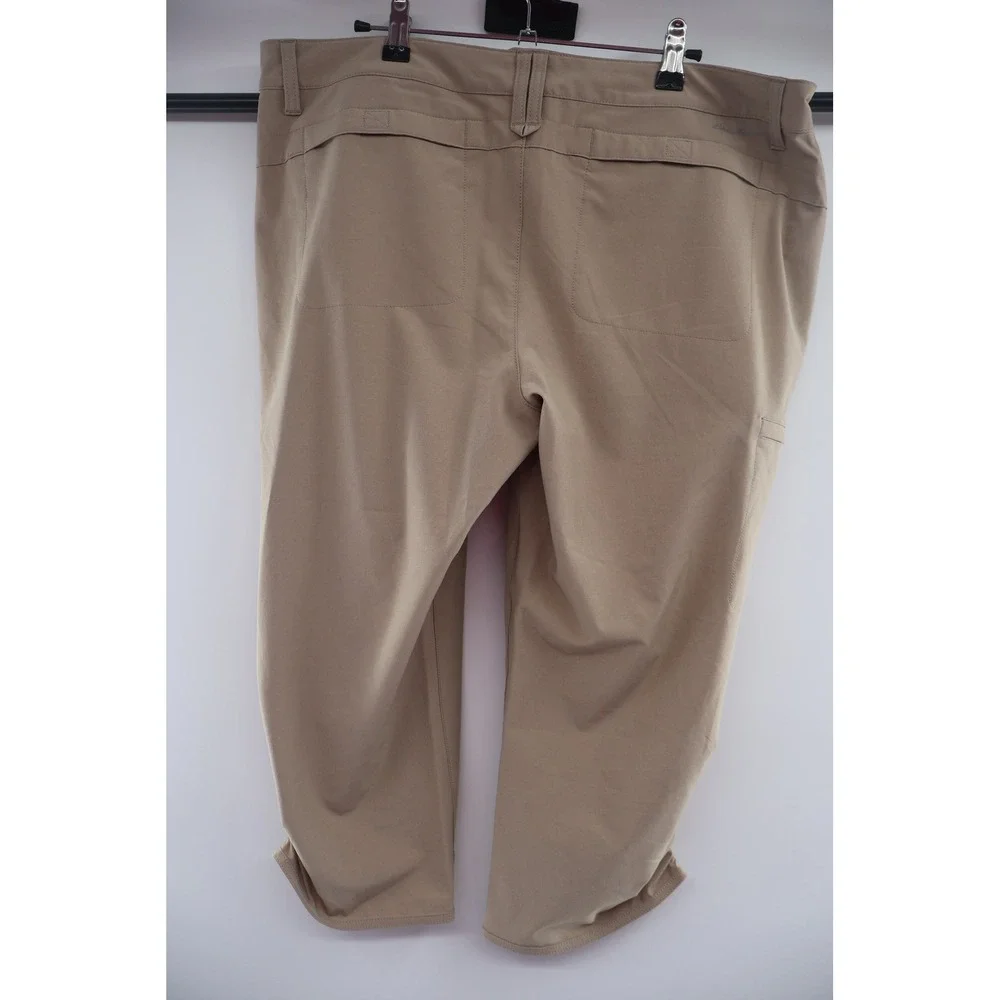 Eddie‎ Bauer Capri Pants Womens 16 Khaki Cargo Hiking Travel Crop
